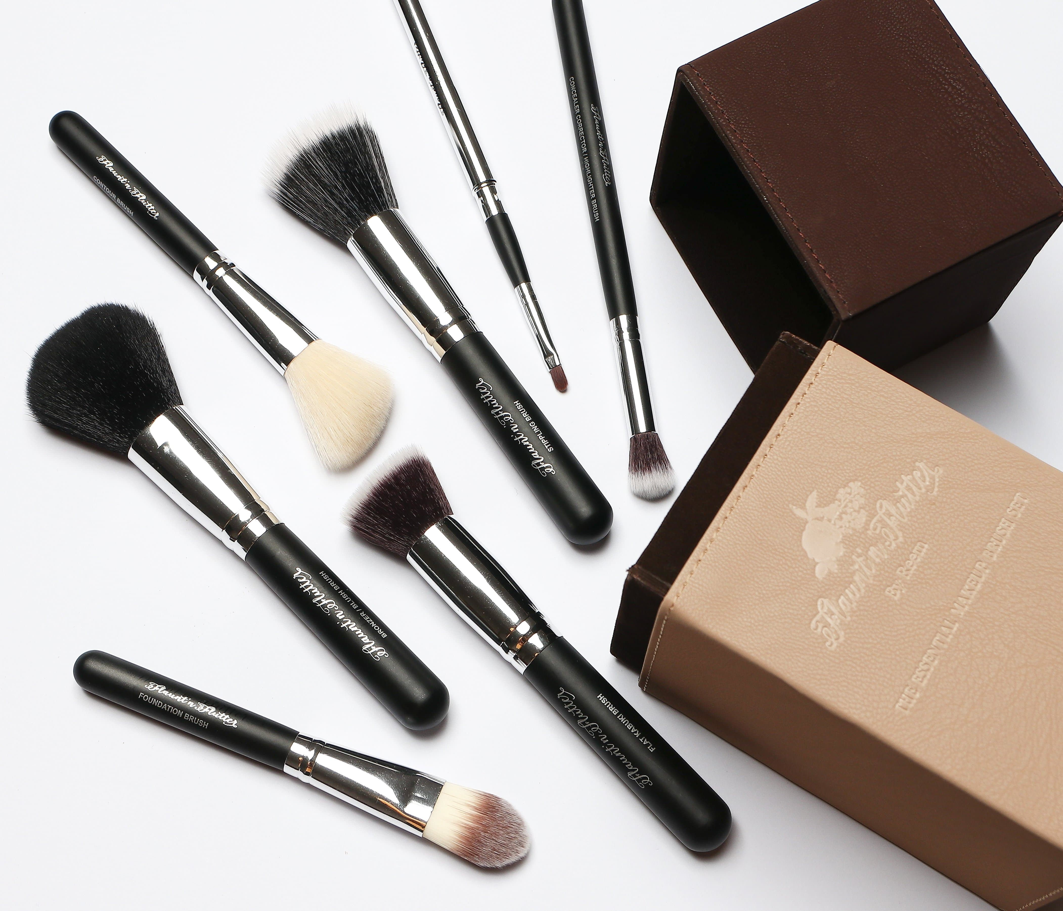 Essential Face Makeup Brush Set7 Brushes Flaunt'n'Flutter by Reem